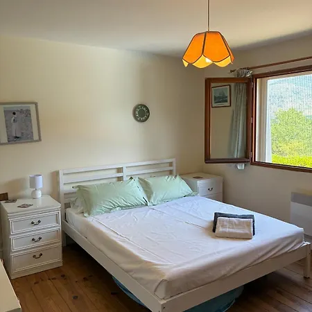 Vacation With Pool Quillan