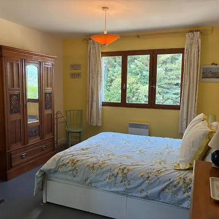 Vacation With Pool Villa Quillan