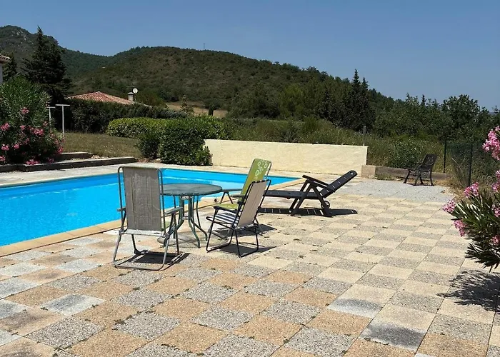 Vacation With Pool Villa